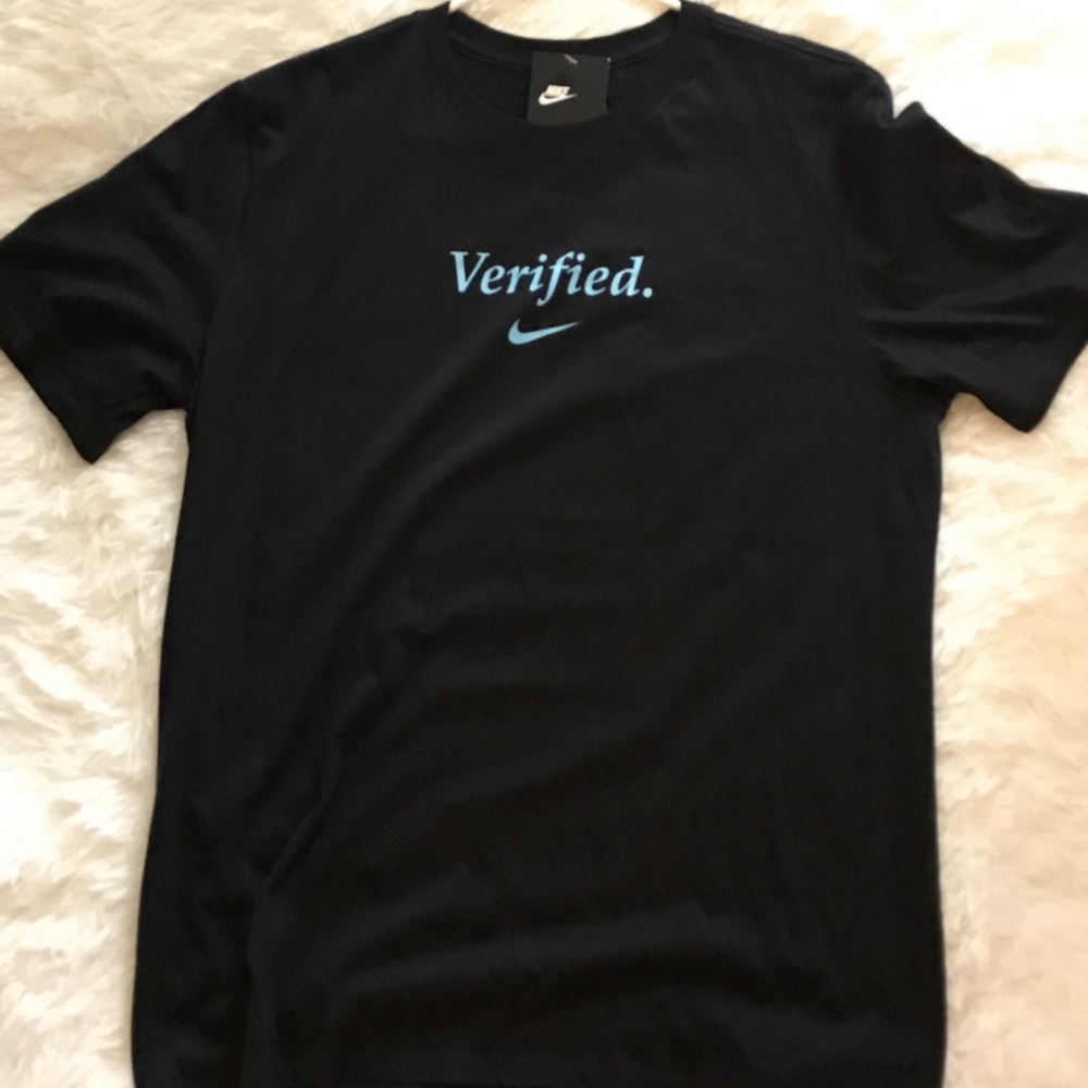 Nike T-shirt
